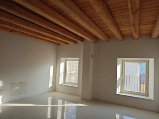 Attico in Vendita a Clusone, 258'000€, 130 m²