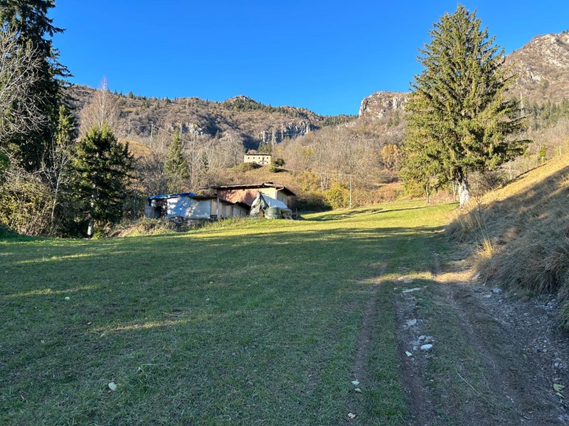 Rustico in Vendita a Castione della Presolana, 149'000€, 130 m²