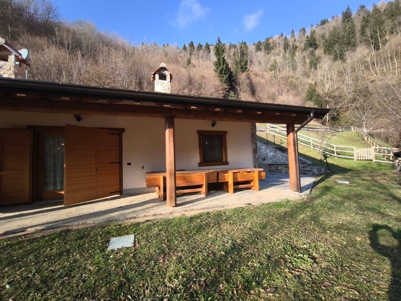 Casa Semi Indipendente in Vendita a Oltressenda Alta, 121 m²