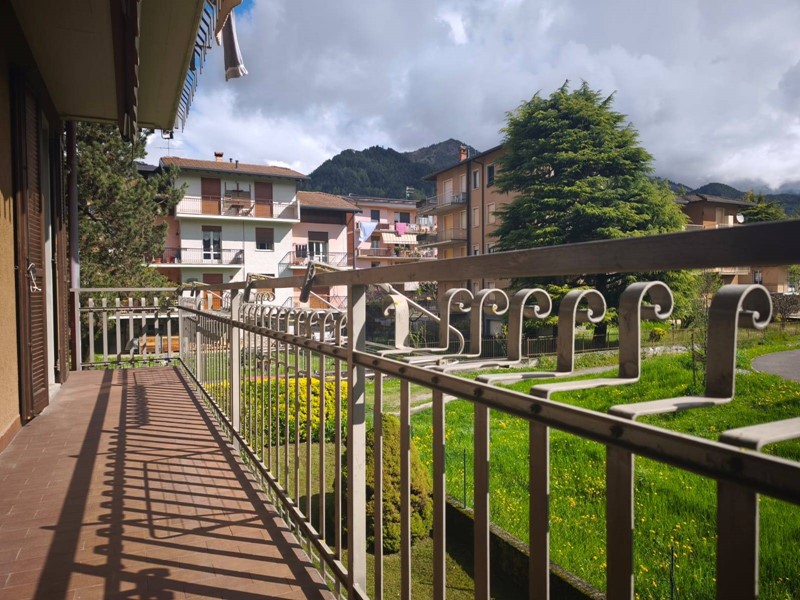 Quadrilocale in Vendita a Clusone, 150'000€, 105 m²