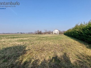 Terreno edificabile in Vendita a Ponzano Veneto, 195'000€, 2000 m²