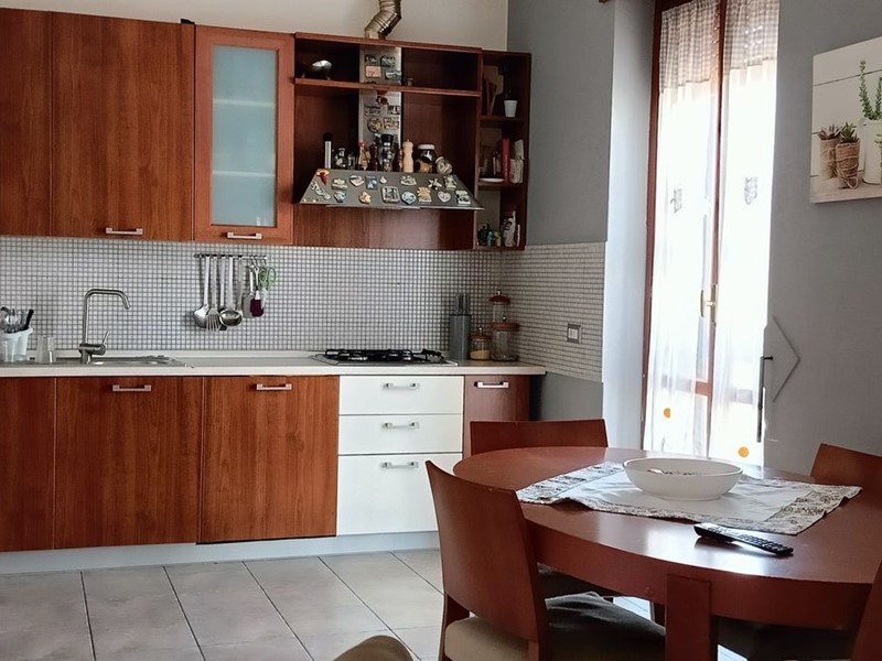Casa Indipendente in Vendita a Castellanza, 290'000€, 245 m²