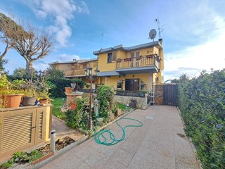 Villetta a schiera in Vendita a Anzio, 159'000€, 88 m²