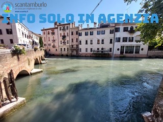 Casa Indipendente in Vendita a Treviso, 871 m²