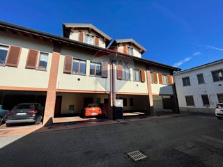 Quadrilocale in Vendita a Cassano d'Adda, 225'000€, 136 m²