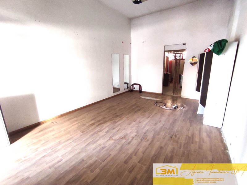 Immobile commerciale in Vendita a Comacchio, 65'000€, 38 m²