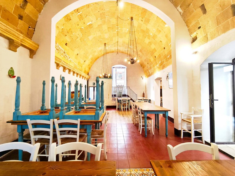 Immobile commerciale in Vendita a Gallipoli, 1'500'000&euro;, 270 m²