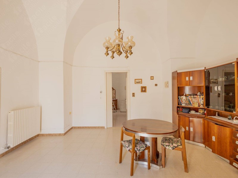 Casa Indipendente in Vendita a San Donato di Lecce, 50'000€, 110 m², con Box