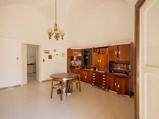 Casa Indipendente in Vendita a San Donato di Lecce, 50'000€, 110 m², con Box