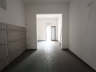 Immobile commerciale in Vendita a Nardò, 100'000€, 70 m²