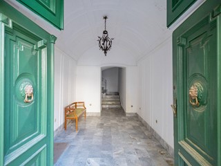 Appartamento in Vendita a Manduria, 650'000€, 800 m², con Box