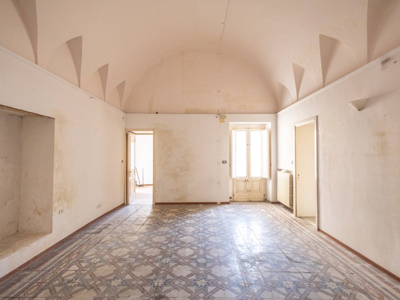 Appartamento in Vendita a Salice Salentino, 150'000€, 500 m²