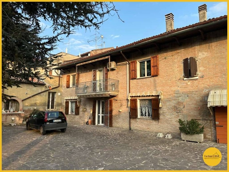 Villetta a schiera in Vendita a Argenta, 130'000€, 100 m²