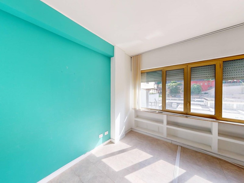 Ufficio in Affitto a Roma, 588 m²