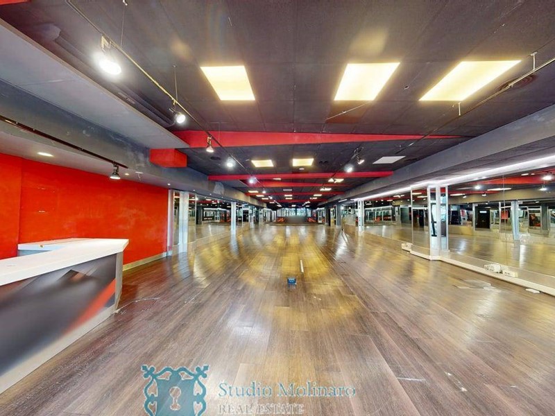 Immobile commerciale in Vendita a Roma, 1'100'000&euro;, 628 m²