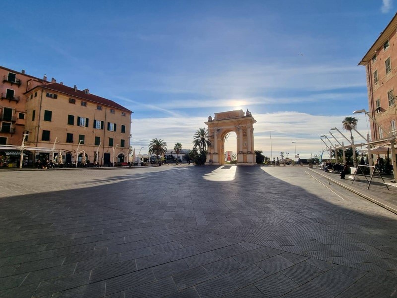 Trilocale in Vendita a Finale Ligure, 340'000€, 70 m²