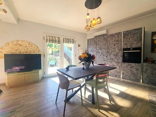 Trilocale in Vendita a Finale Ligure, 295'000€, 70 m²