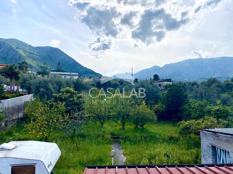 Terreno agricolo in Vendita a Carini, 35'000€, 1000 m²
