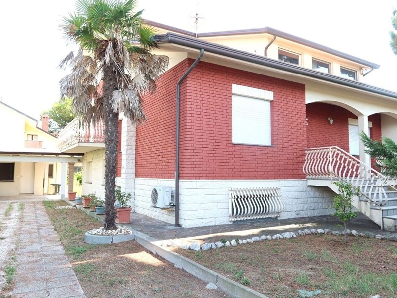 Casa Indipendente in Vendita a Cervia, 690'000€, 300 m²