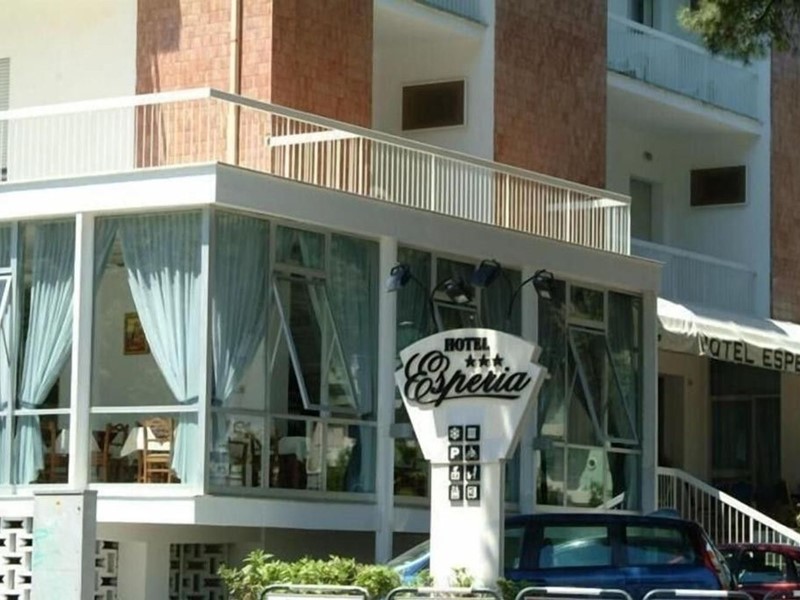 Immobile commerciale in Vendita a Ravenna, 14000 m²