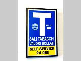 Immobile commerciale in Vendita a Cervia, 110 m²