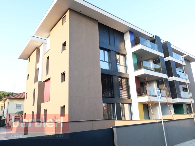 Quadrilocale in Vendita a Cervia, 140 m²