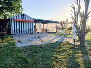 Immobile commerciale in Vendita a Ravenna, 98'000€, 200 m²