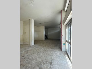 Immobile commerciale in Vendita a Cervia, 14'000€, 95 m²