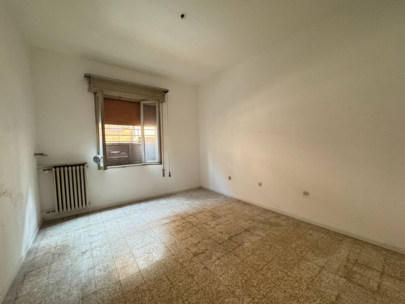 Trilocale in Vendita a Ferrara, 128'000&euro;, 70 m²