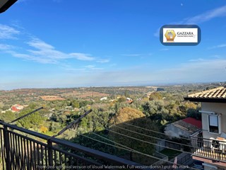 Appartamento in Vendita a Canicattini Bagni, 89'000€, 130 m²