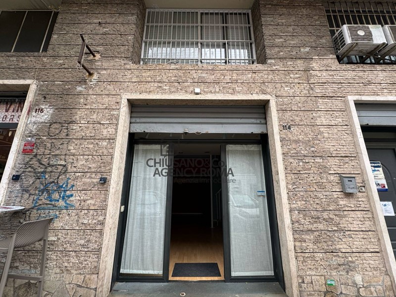 Immobile commerciale in Affitto a Roma, 650&euro;, 49 m²