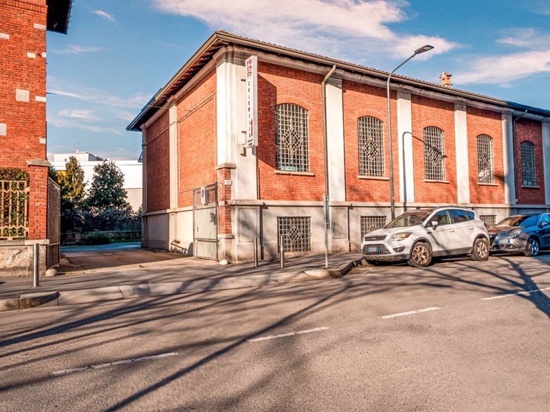 Laboratorio in Vendita a Milano, 1'850'000€, 1200 m²