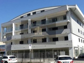 Bilocale in Vendita a Messina, 119'000€, 70 m²