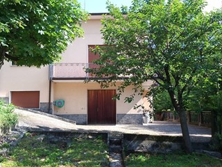 Villa in Vendita a Ponte Lambro, 390'000€, 160 m²