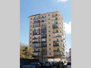 Bilocale in Vendita a Torre Annunziata, 55'000€, 60 m²