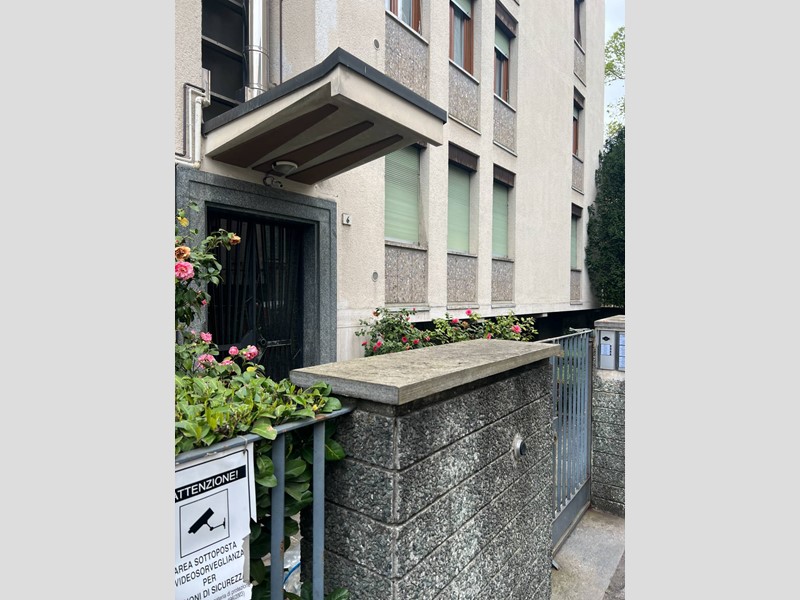 Quadrilocale in Vendita a Monza, 395'000€, 159 m²