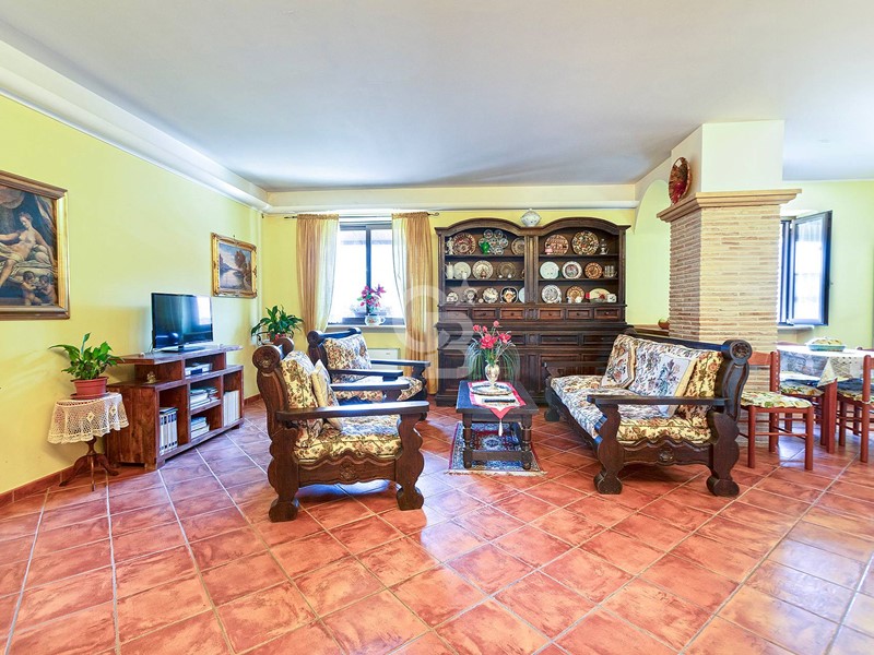 Appartamento in Vendita a Viterbo, 118'000€, 135 m²