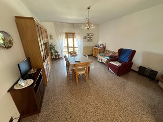 Appartamento in Vendita a Offida, 139'000€, 150 m²