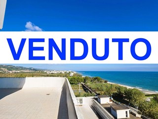 Attico in Vendita a Alba Adriatica, 185'000€, 91 m²