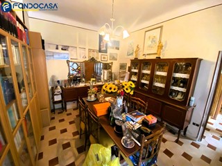 Casa Indipendente in Vendita a San Benedetto del Tronto, 250'000€, 160 m²