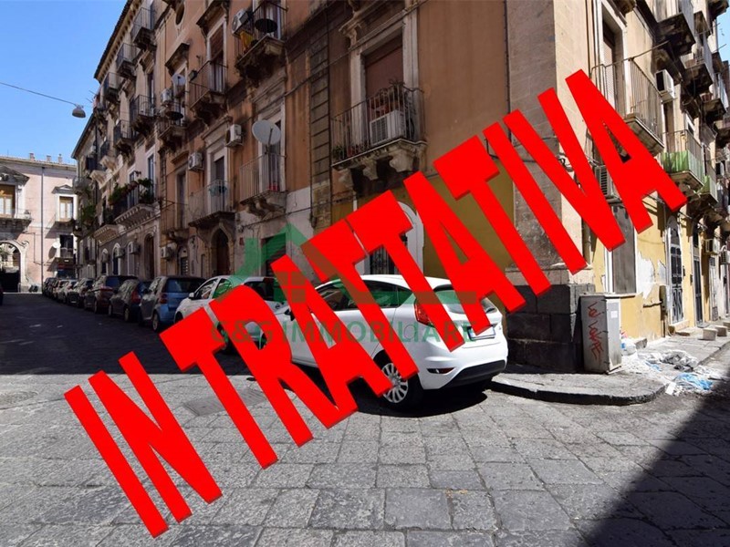 Bilocale in Vendita a Catania, 75'000&euro;, 80 m²