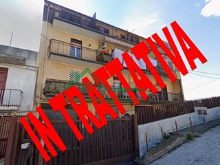 Bilocale in Vendita a Catania, 87'000&euro;, 72 m²