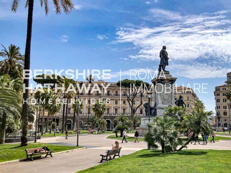 Attico in Vendita a Roma, 3'000'000€, 238 m²