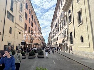 Immobile commerciale in Affitto a Roma, 7'000&euro;, 40 m²