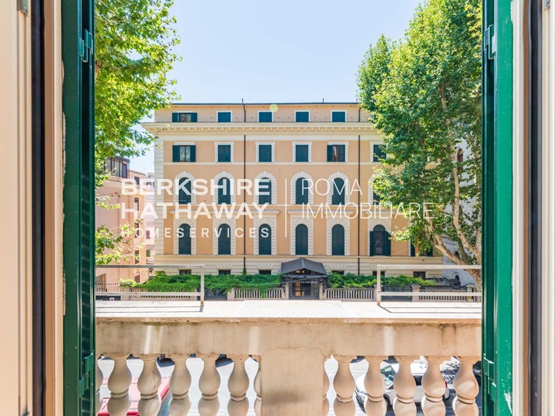 Trilocale in Vendita a Roma, 950'000&euro;, 140 m²