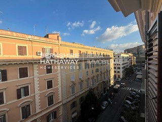 Trilocale in Affitto a Roma, 2'100€, 80 m²