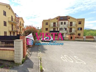 Quadrilocale in Vendita a Cerreto d'Esi, 33'000€, 61 m²