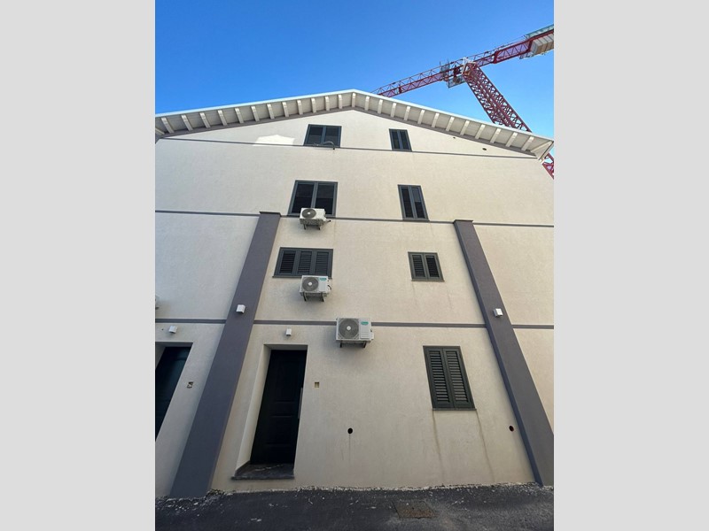 Appartamento in Vendita a Palermo, 250'000€, 140 m²