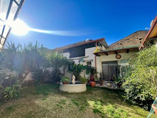 Appartamento in Vendita a Palermo, 190'000€, 188 m²