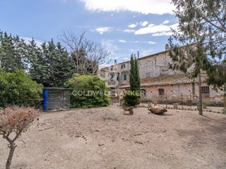 Magazzino in Vendita a Tarquinia, 390'000€, 192 m²